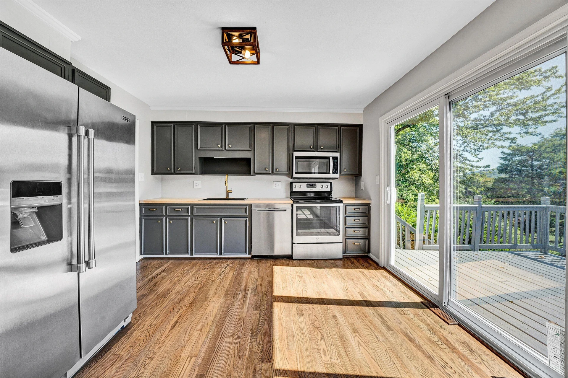 3250 Woodview RD - Photo 13