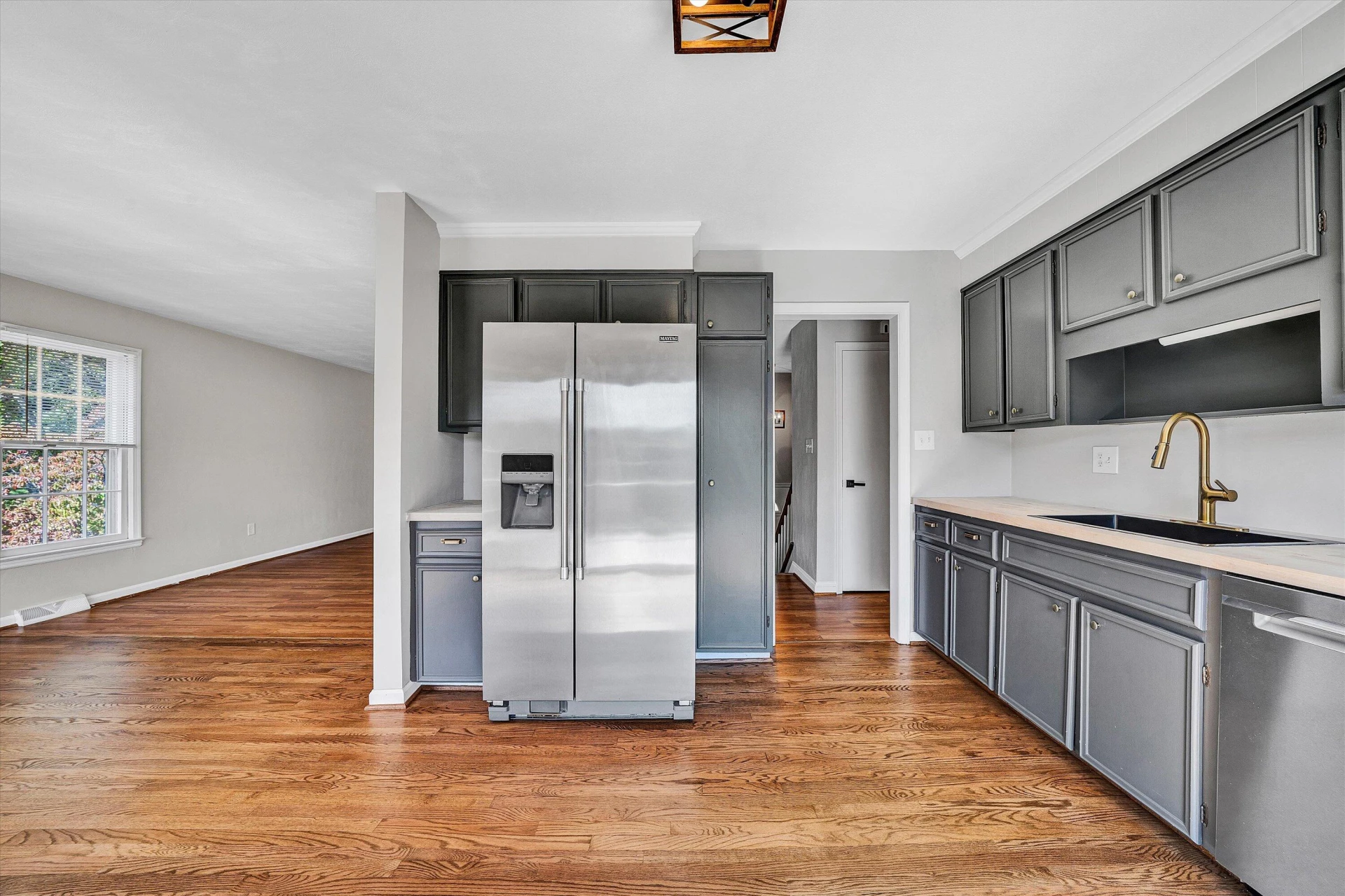 3250 Woodview RD - Photo 14