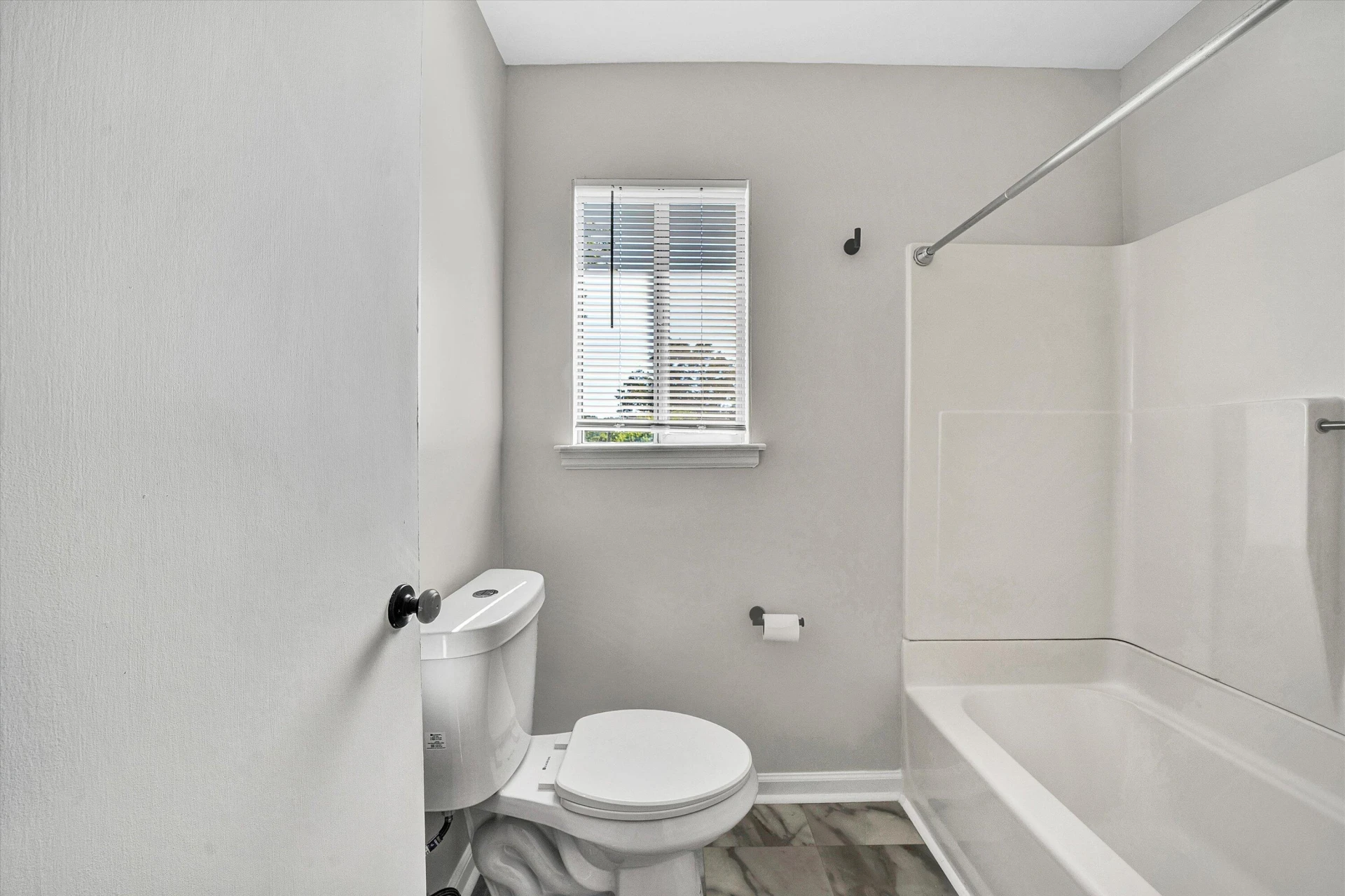 3250 Woodview RD - Photo 20