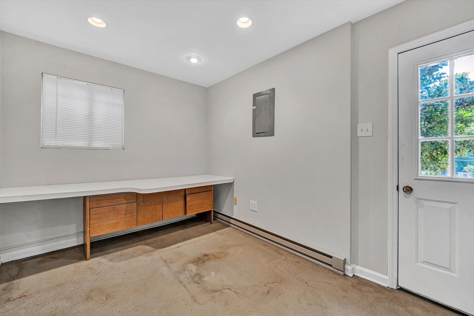 3250 Woodview RD - Photo 36
