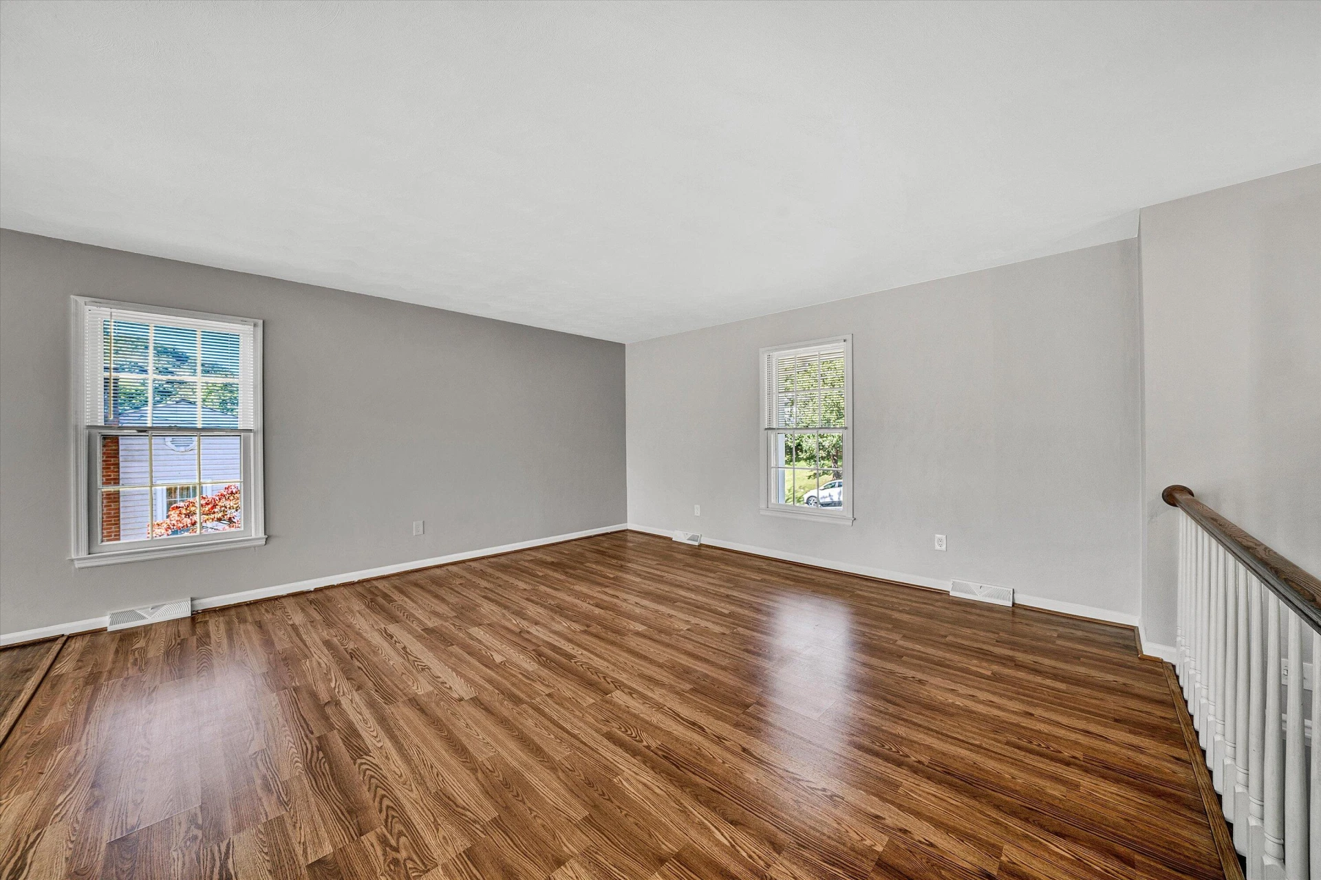 3250 Woodview RD - Photo 7