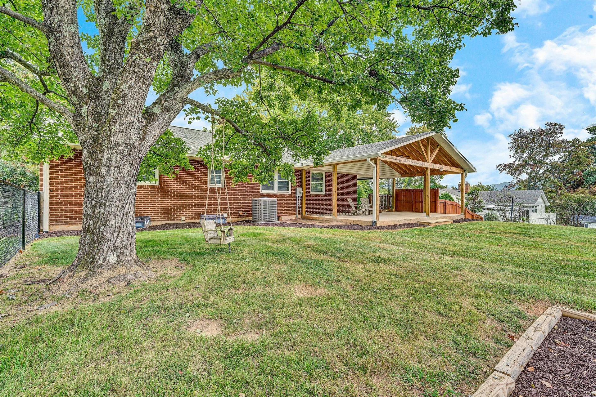 5140 GLENVAR HEIGHTS BLVD - Photo 34
