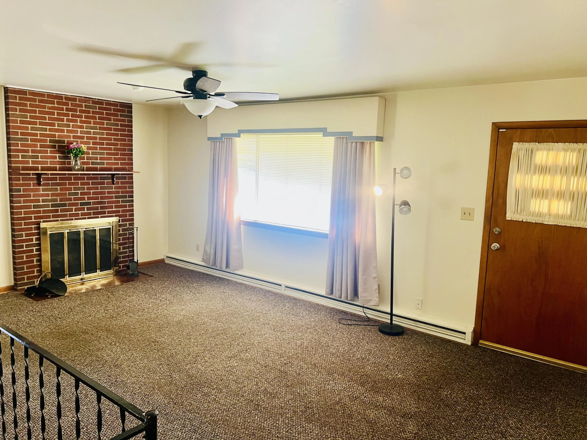 1205 Barnett RD NW - Photo 3