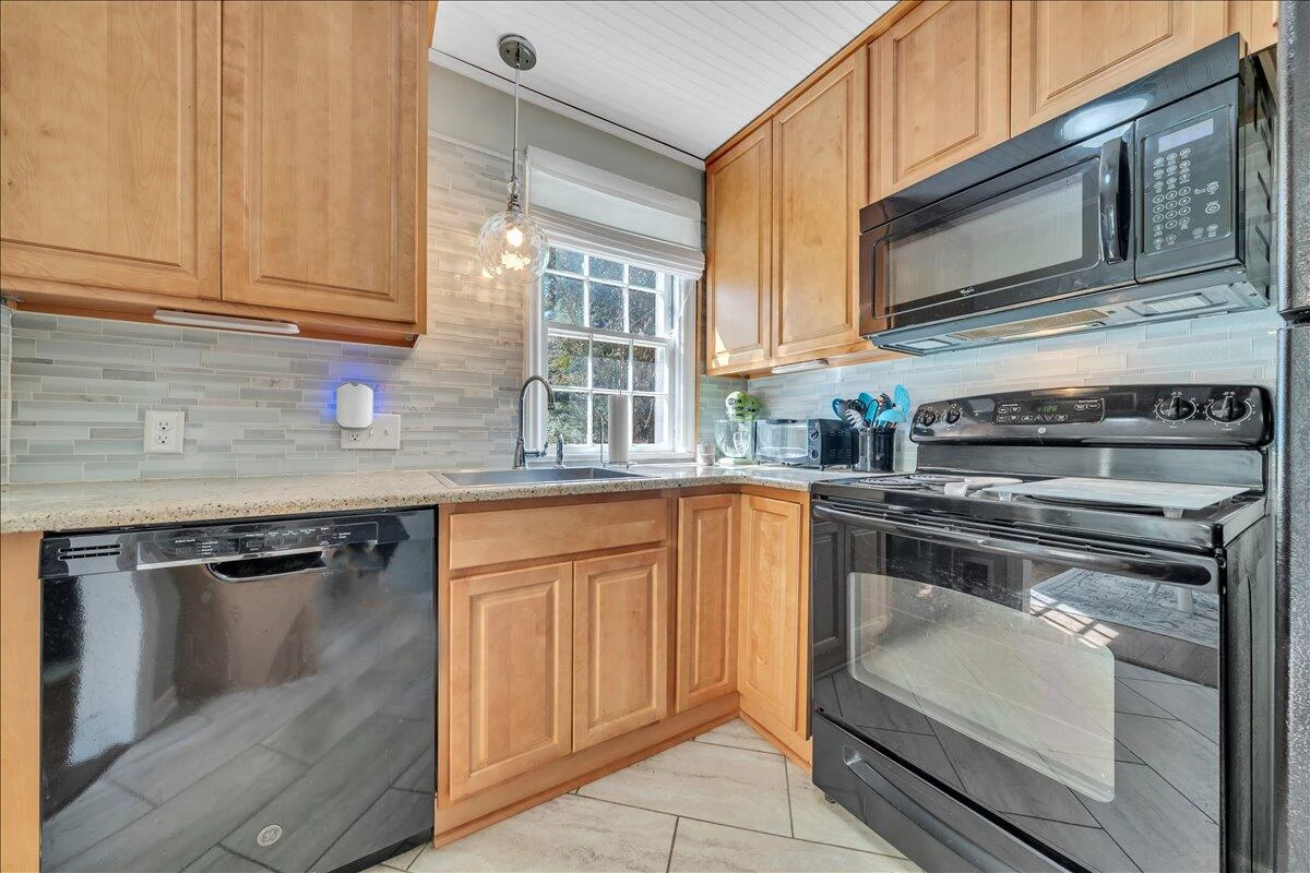 1842 Carlton RD SW - Photo 19