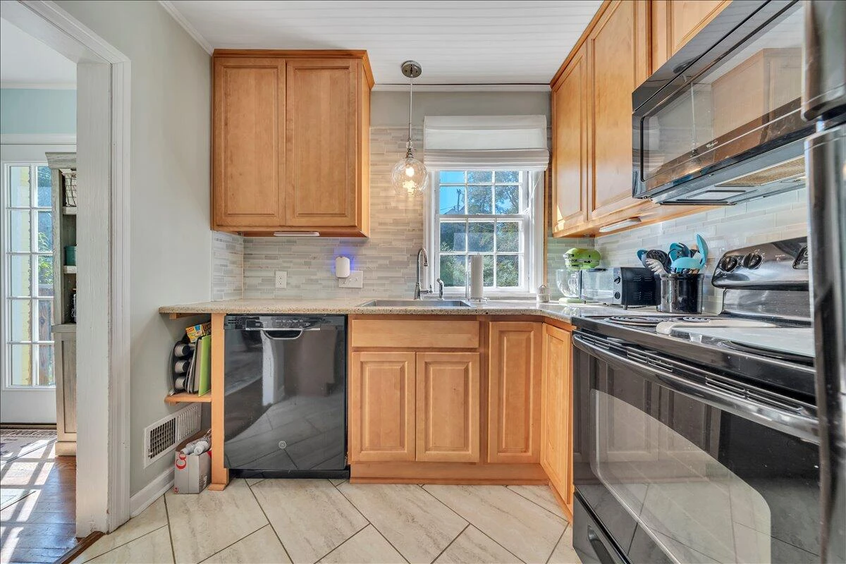 1842 Carlton RD SW - Photo 20