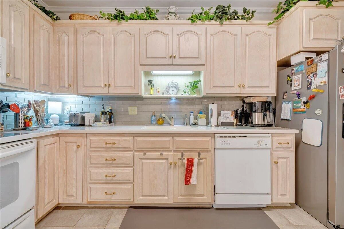 3060 Mcvitty Forest DR #209 - Photo 16