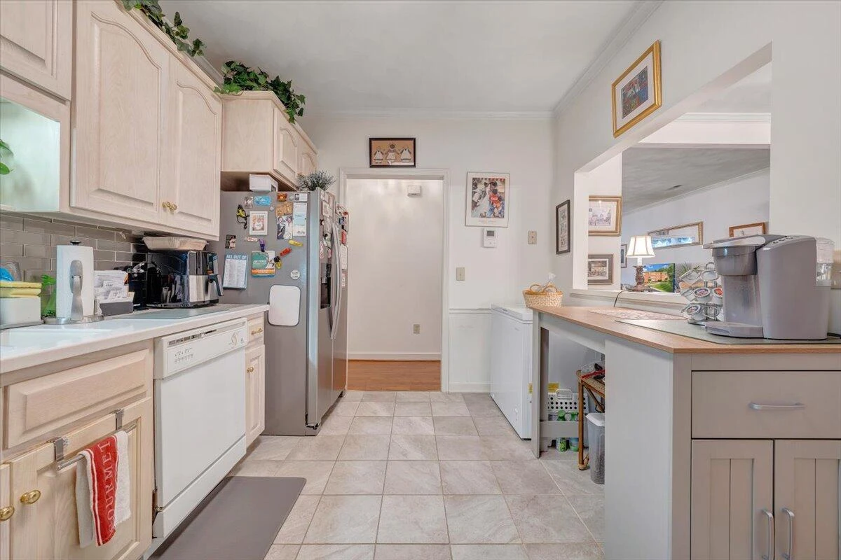 3060 Mcvitty Forest DR #209 - Photo 18