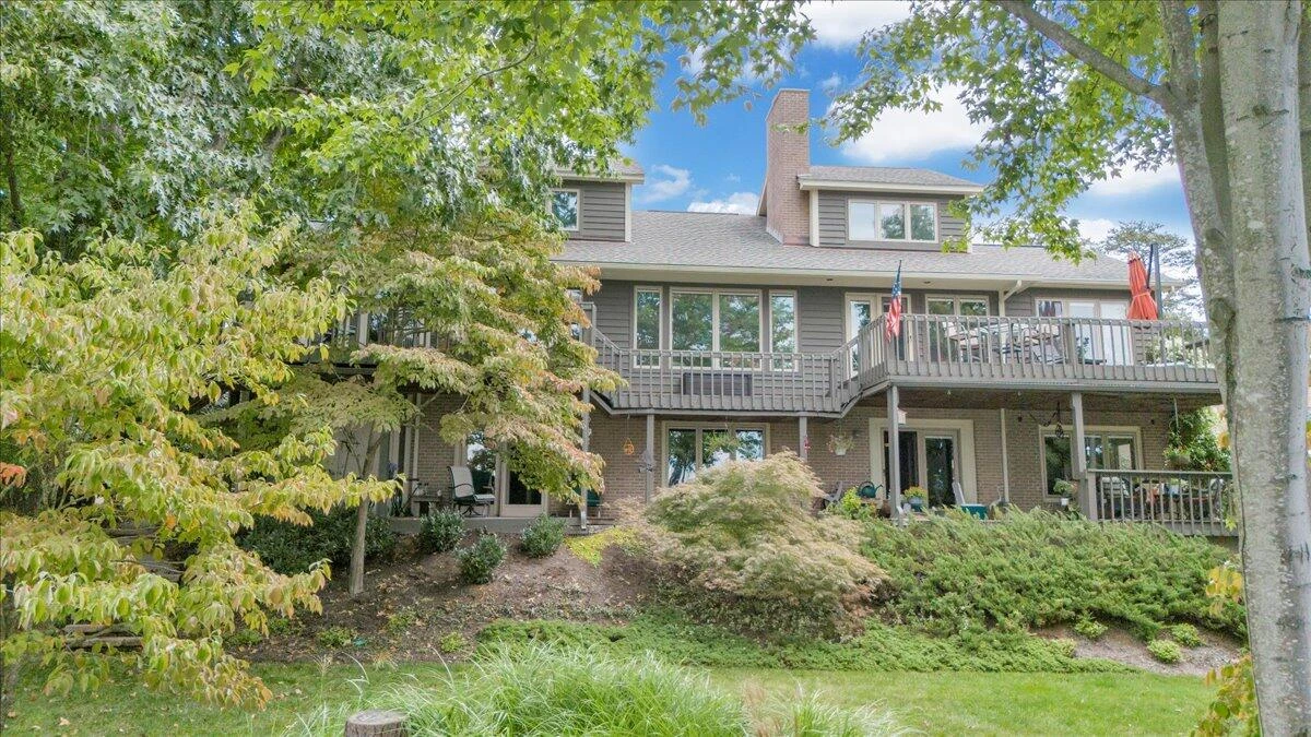 125 Windward DR