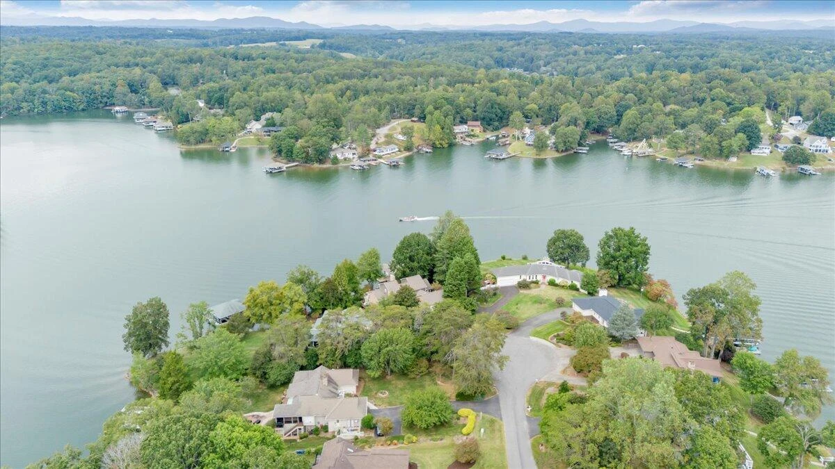 125 Windward DR - Photo 134