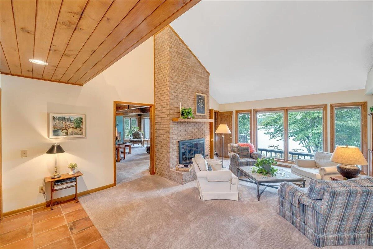 125 Windward DR - Photo 16