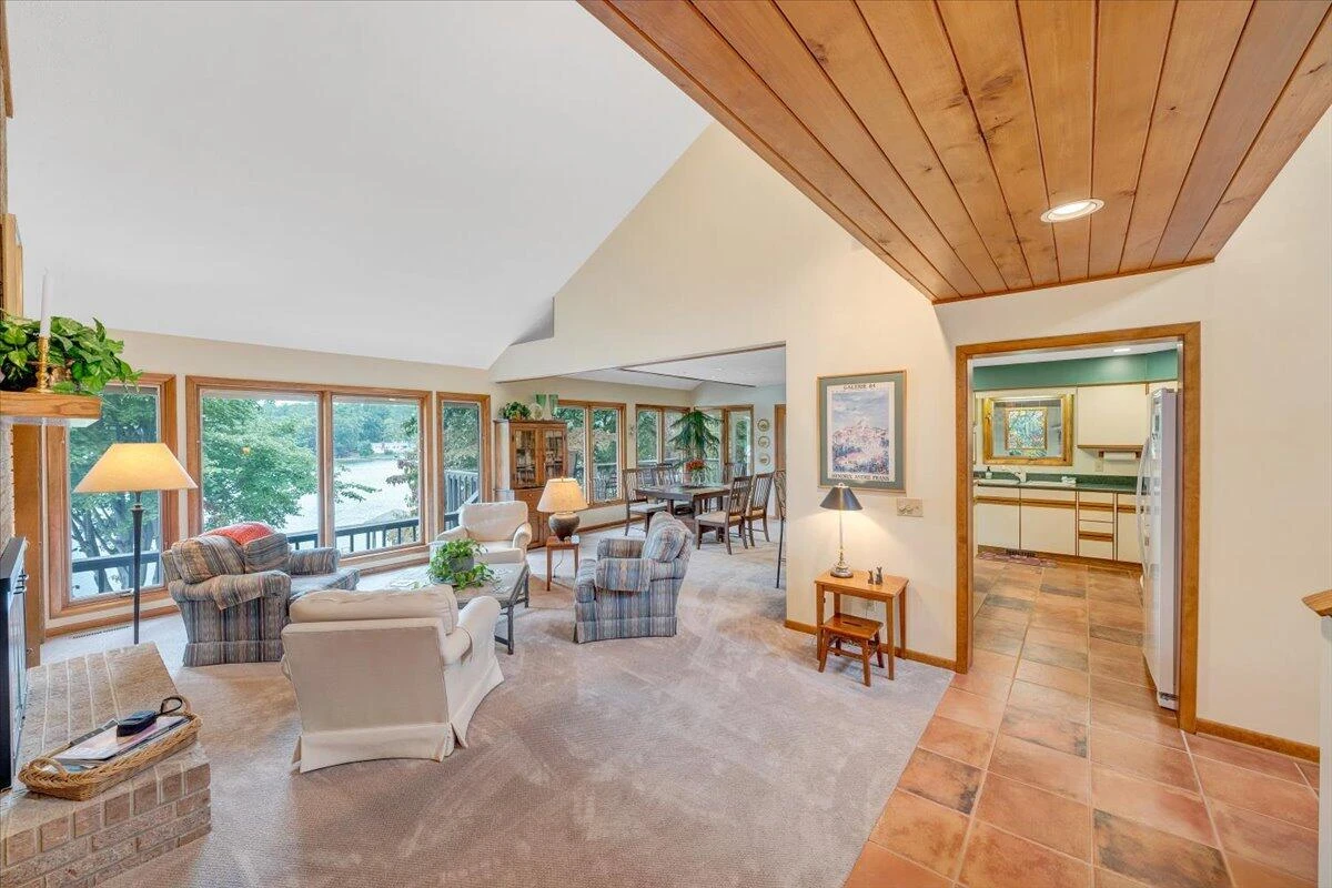 125 Windward DR - Photo 17