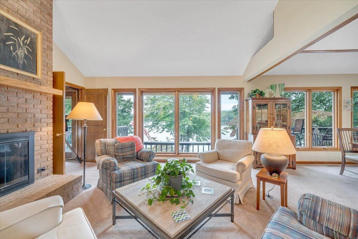 125 Windward DR - Photo 18