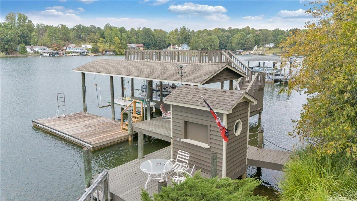 125 Windward DR - Photo 4
