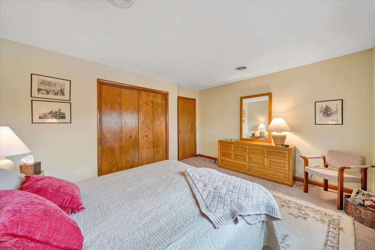 125 Windward DR - Photo 53