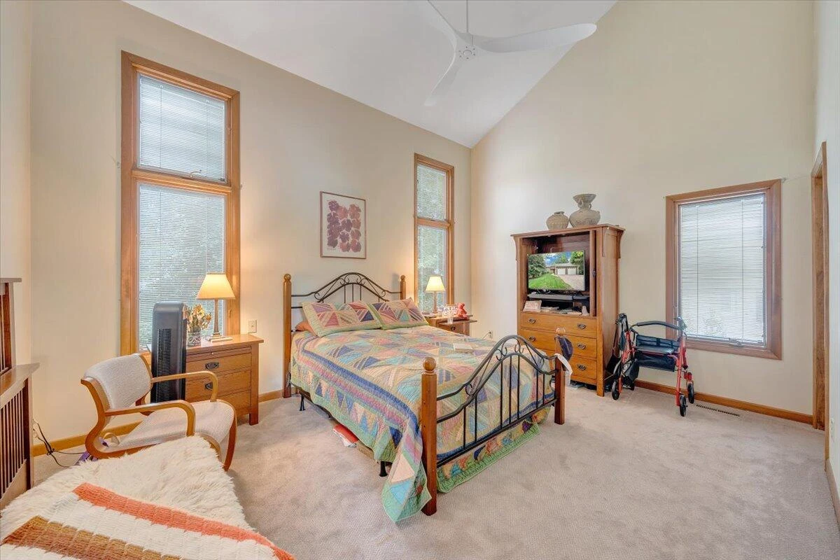 125 Windward DR - Photo 55