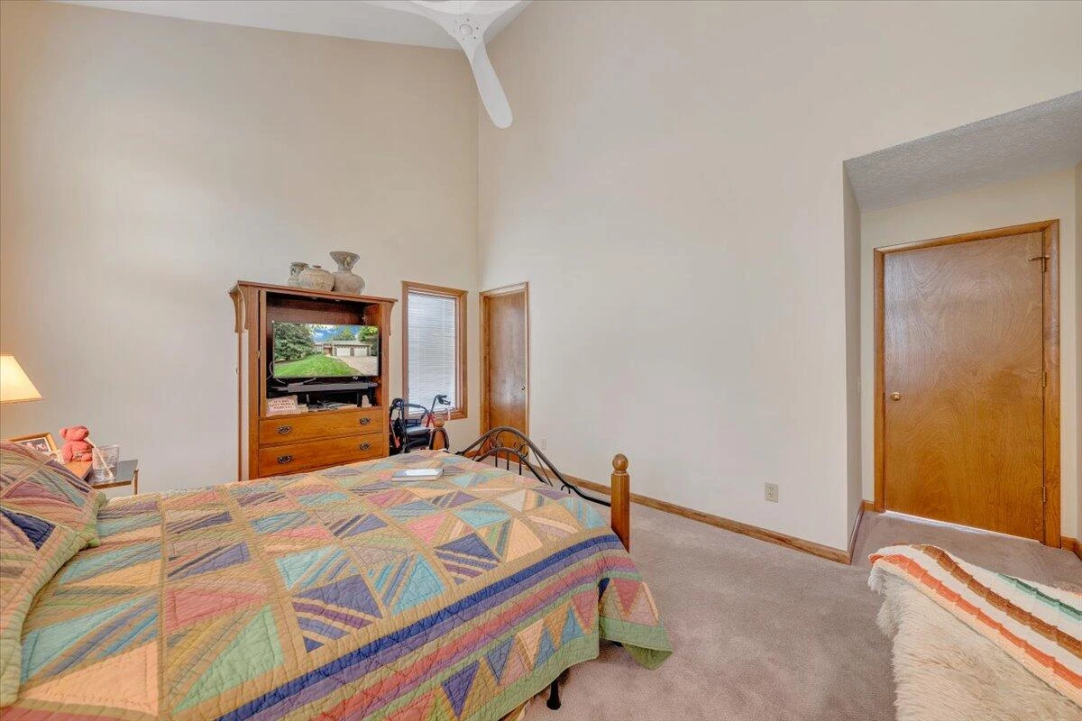 125 Windward DR - Photo 58