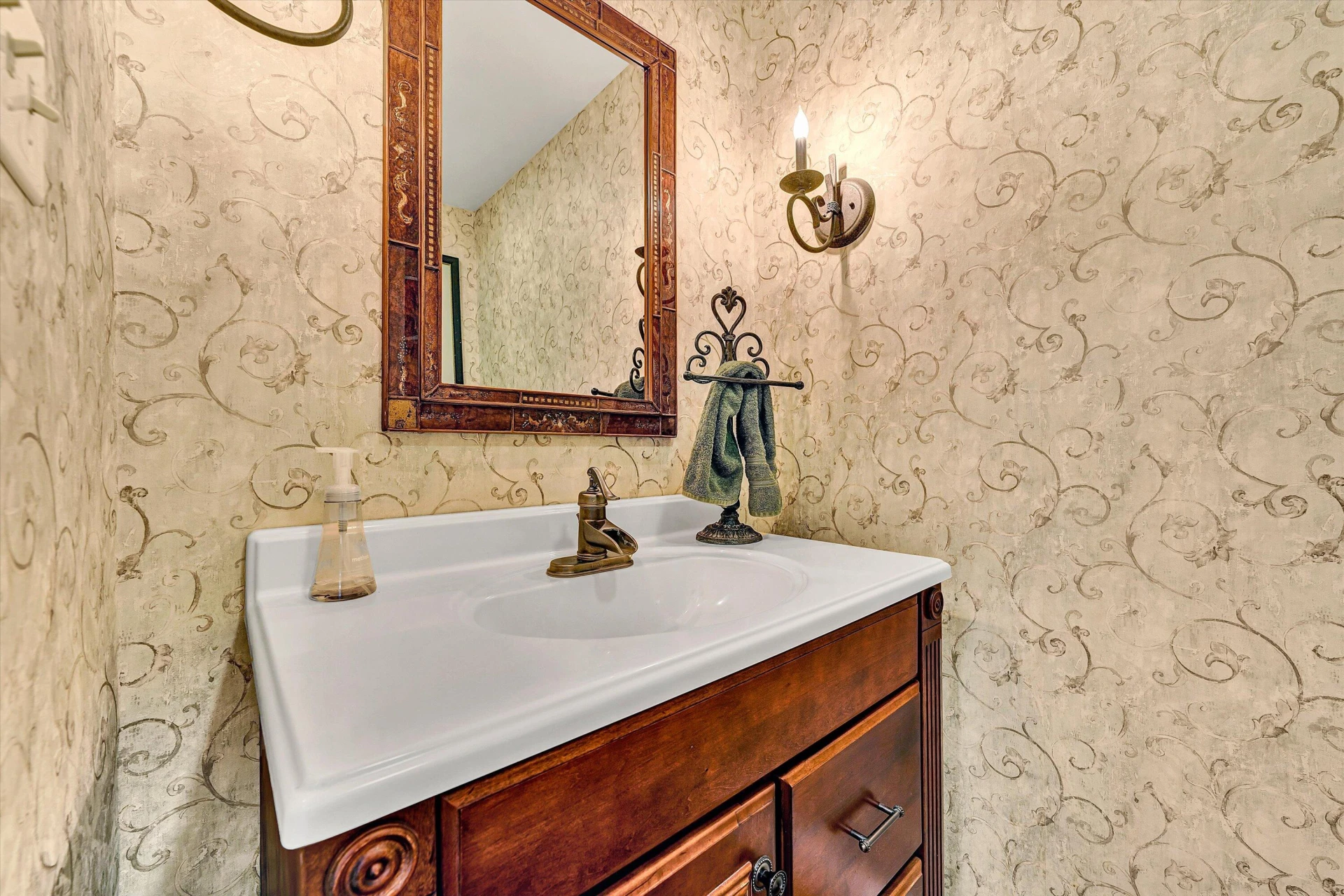 714 Wildwood RD SW - Photo 28