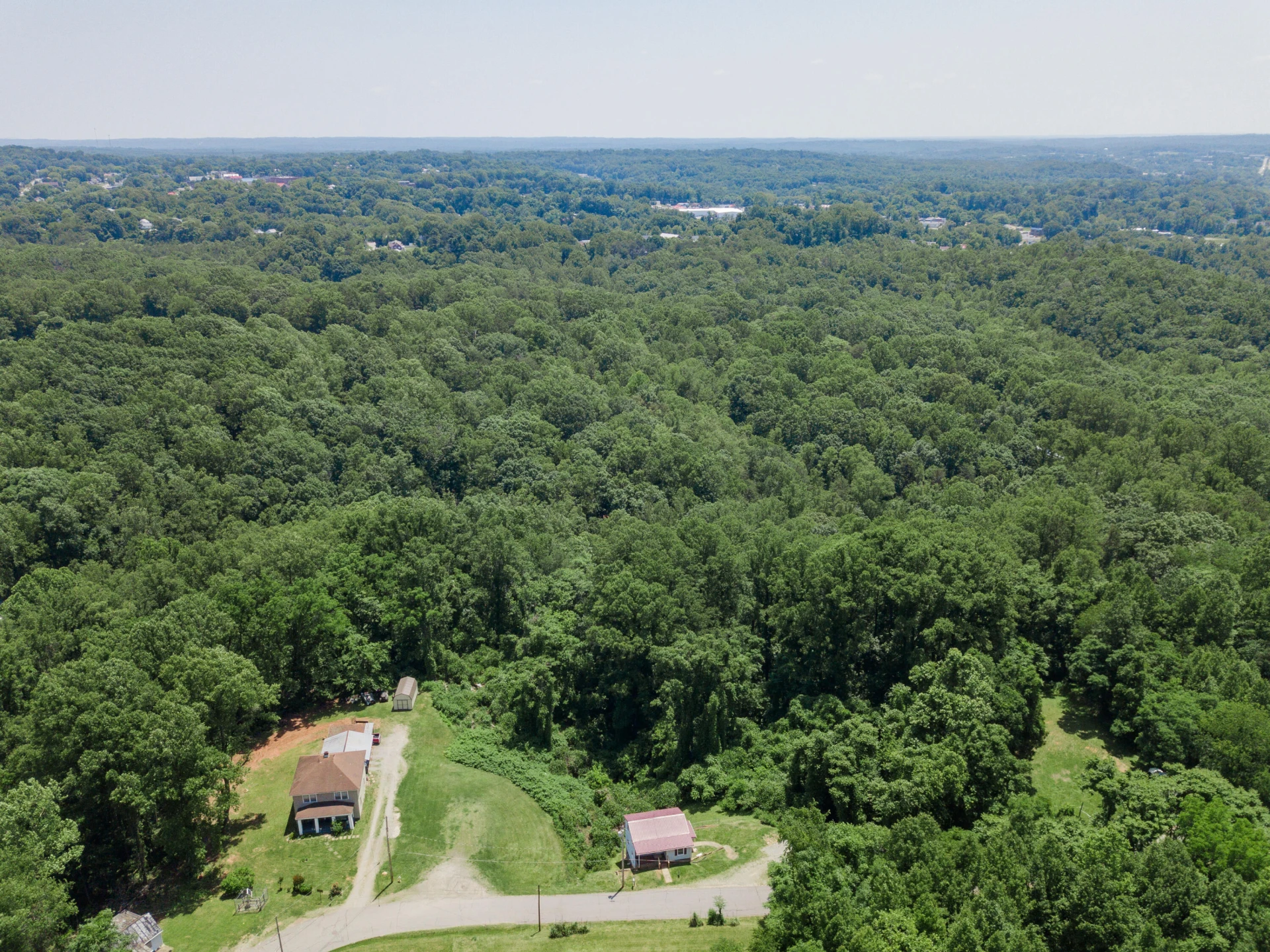 1669 ROUNDABOUT RD - Photo 3