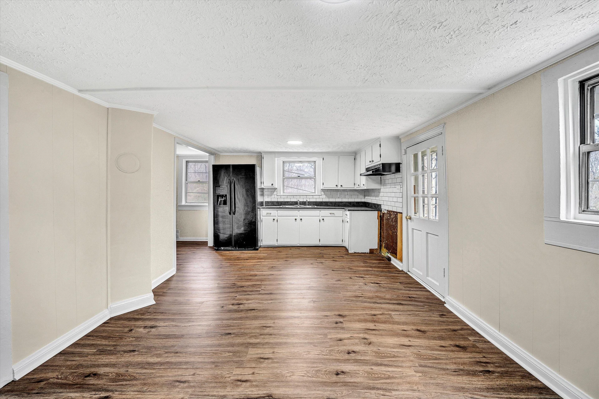 1669 ROUNDABOUT RD - Photo 5