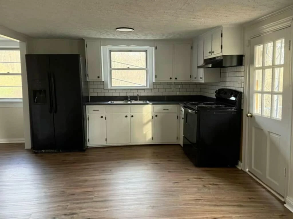 1669 ROUNDABOUT RD - Photo 6