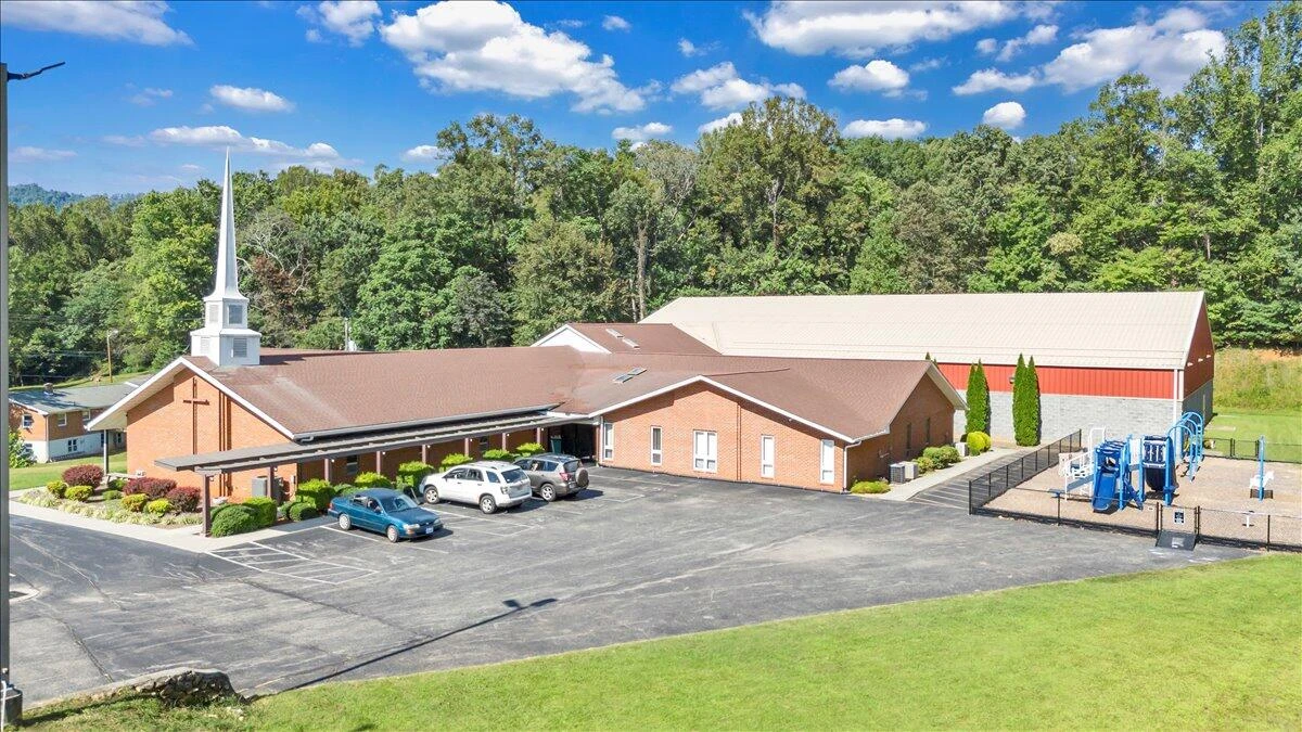 10 Whispering Creek RD