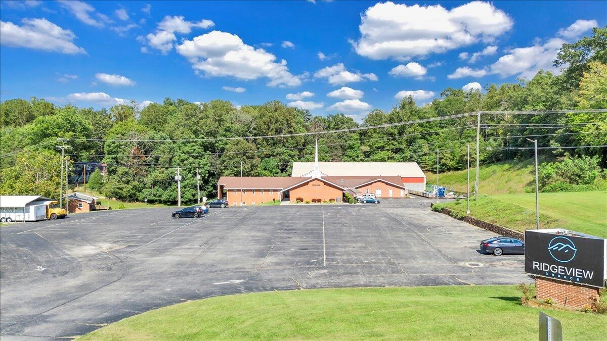 10 Whispering Creek RD - Photo 2