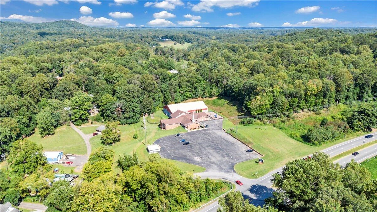 10 Whispering Creek RD - Photo 3