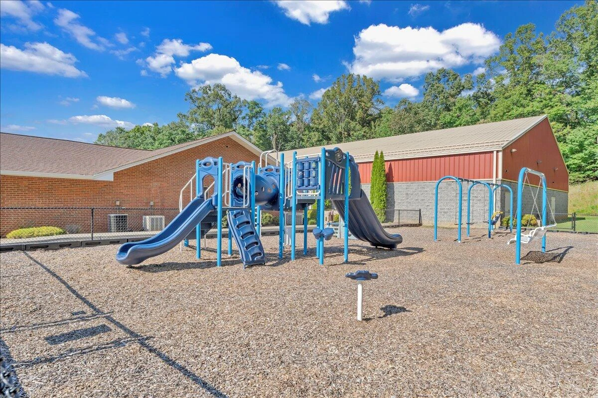 10 Whispering Creek RD - Photo 54