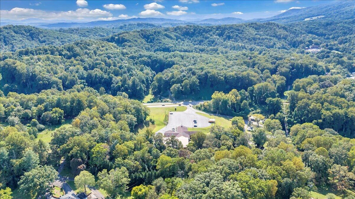 10 Whispering Creek RD - Photo 89