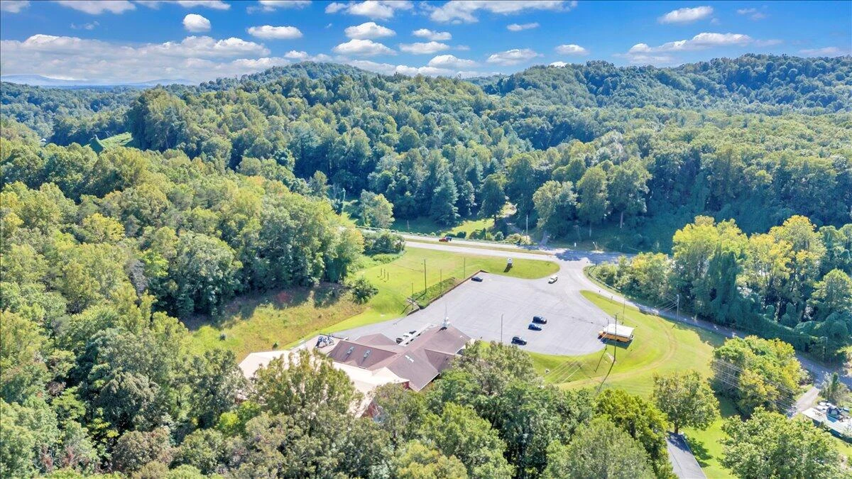 10 Whispering Creek RD - Photo 91