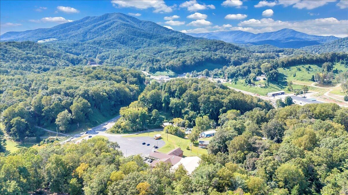 10 Whispering Creek RD - Photo 94