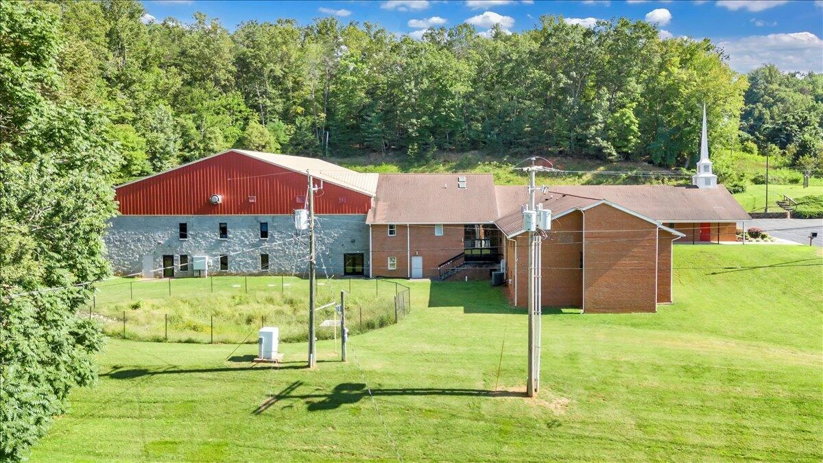 10 Whispering Creek RD - Photo 96