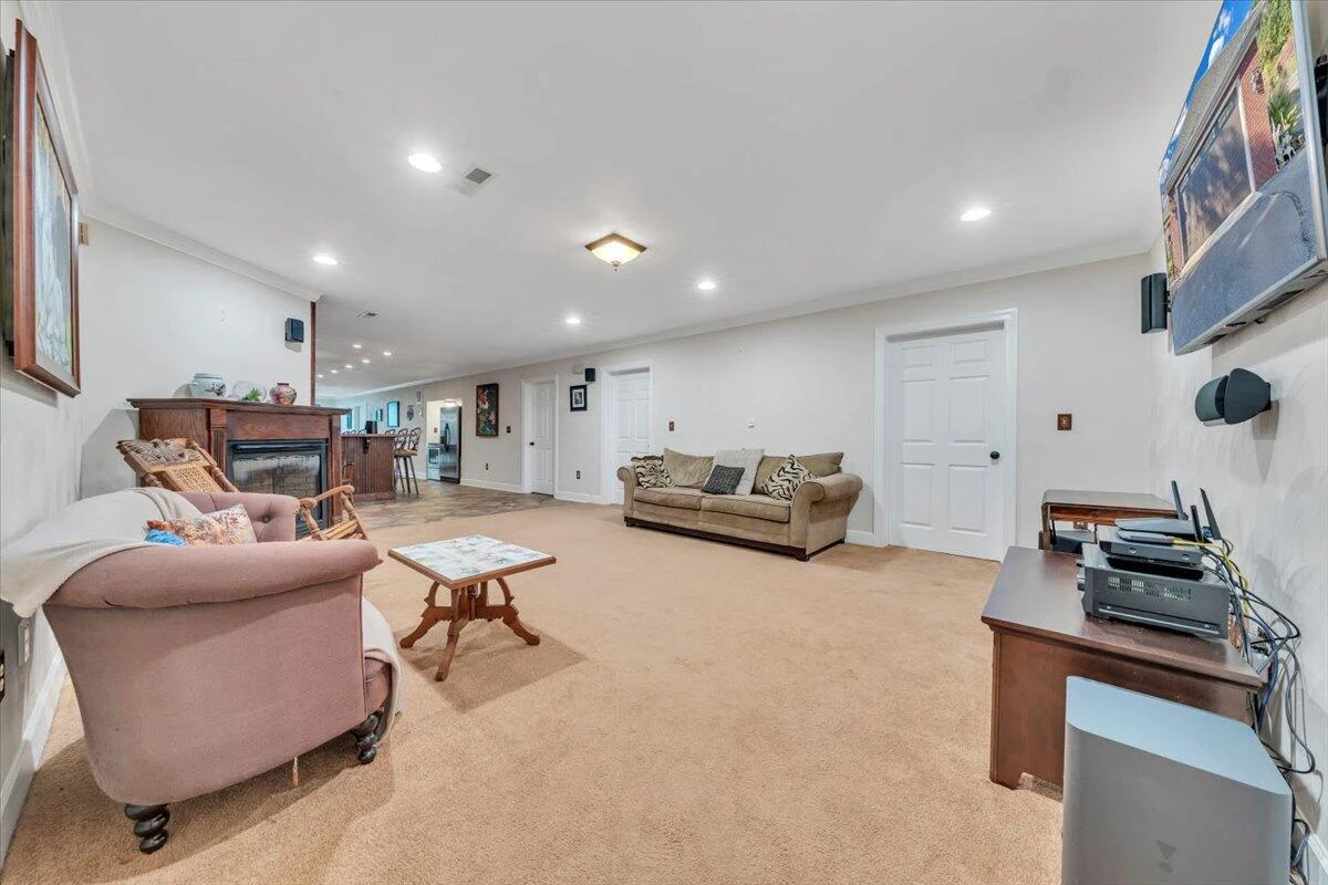 3901 Horsepen Mountain DR - Photo 41