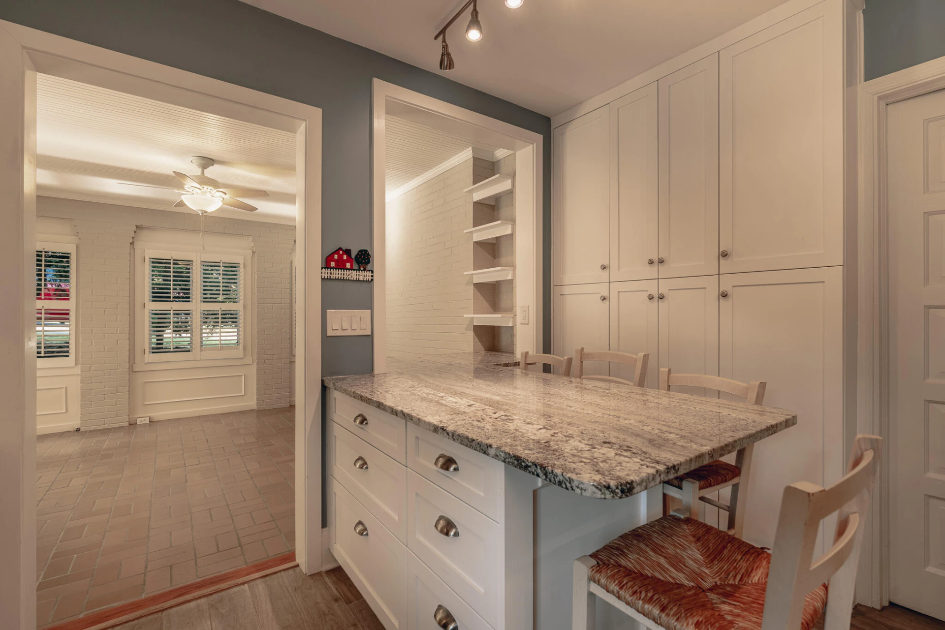 2632 Richelieu AVE SW - Photo 23