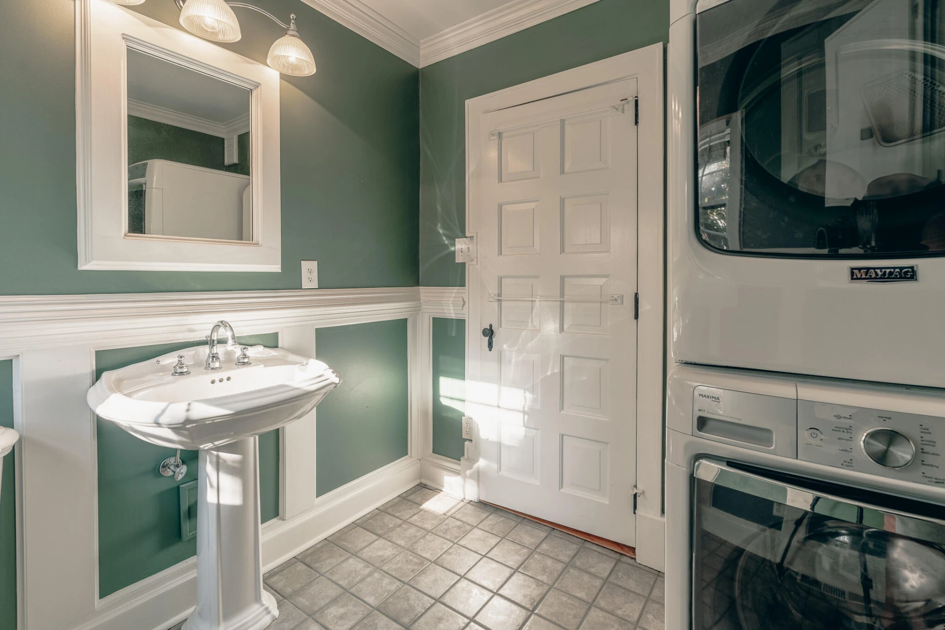 2632 Richelieu AVE SW - Photo 36