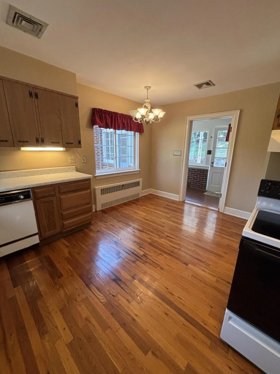 8602 Sanderson DR - Photo 25