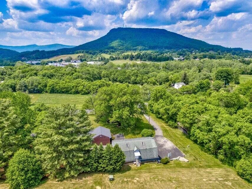 8602 Sanderson DR - Photo 9
