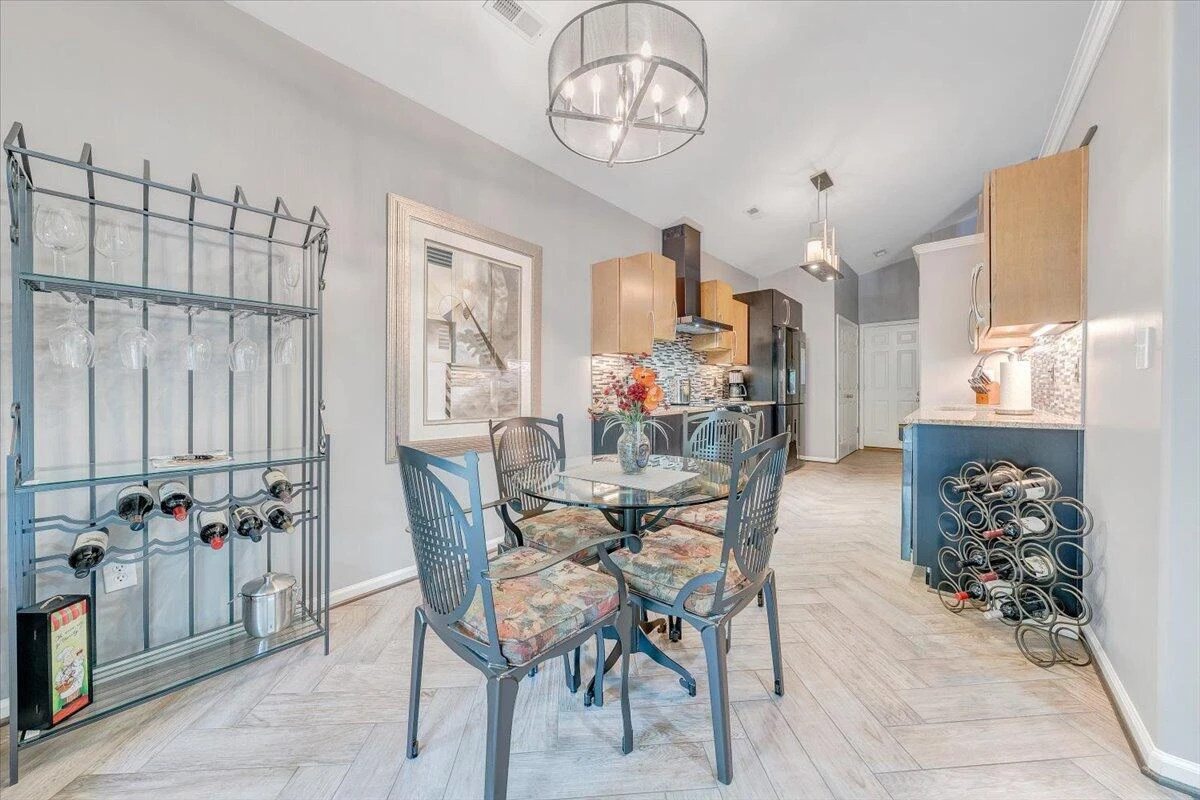 3908 Parkway Place DR - Photo 10