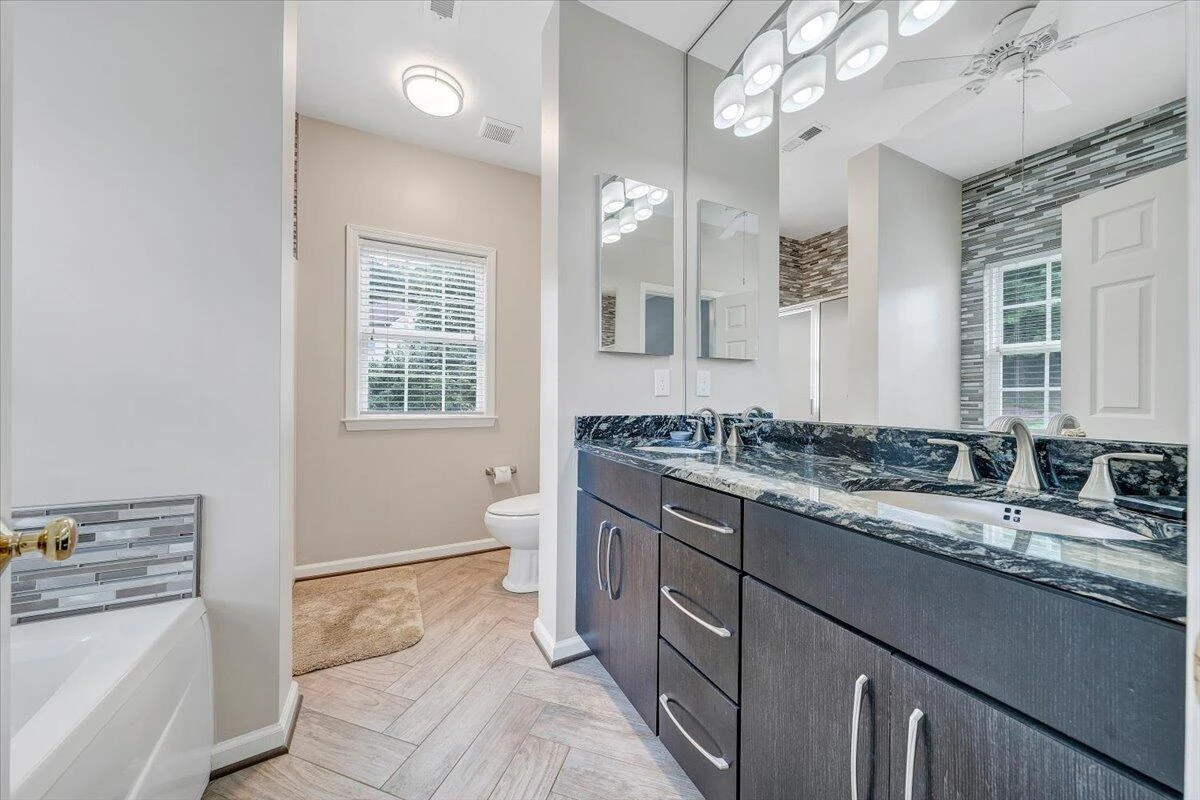 3908 Parkway Place DR - Photo 22