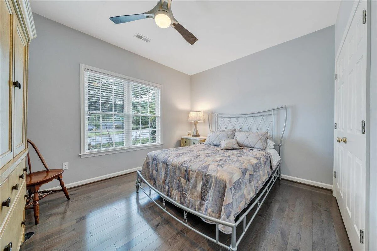 3908 Parkway Place DR - Photo 25