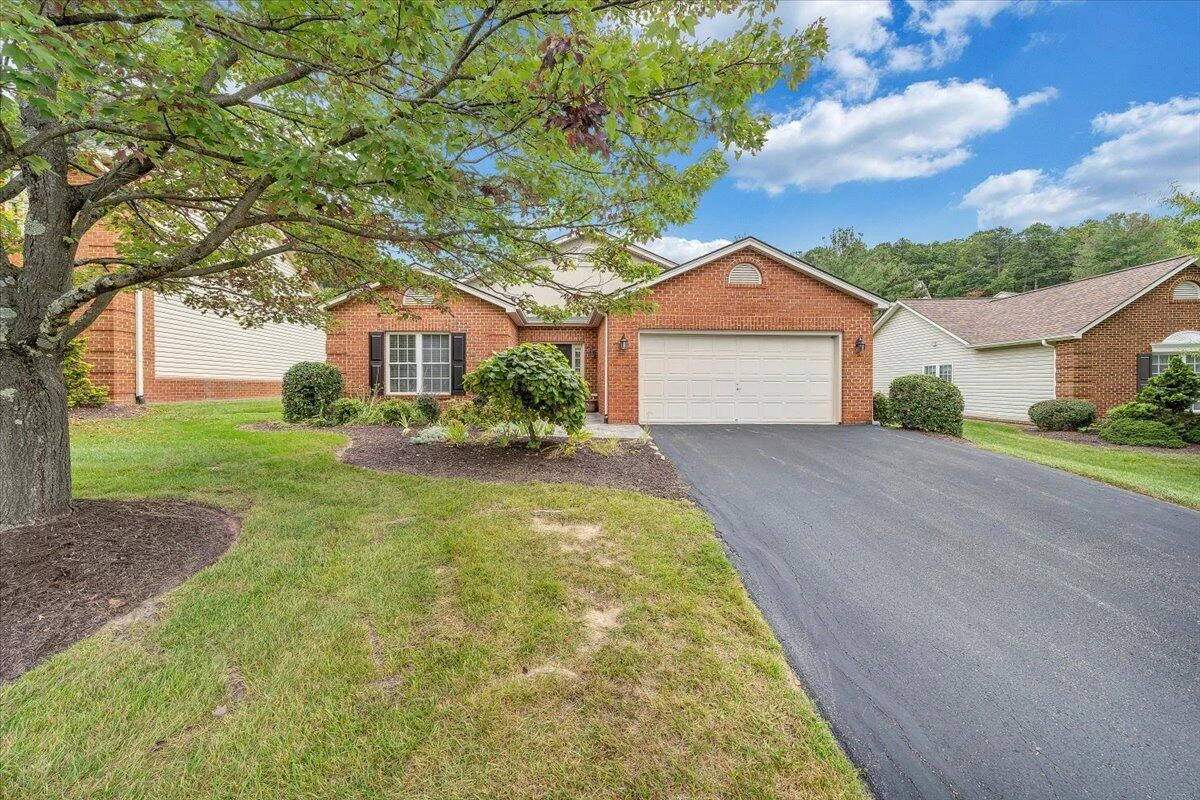3908 Parkway Place DR - Photo 35