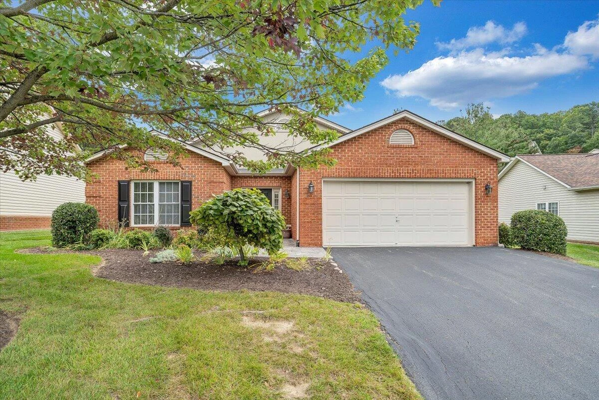 3908 Parkway Place DR - Photo 36