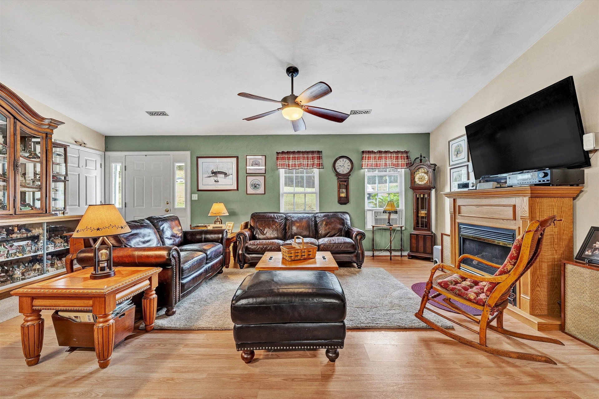 2527 Rutrough RD - Photo 10