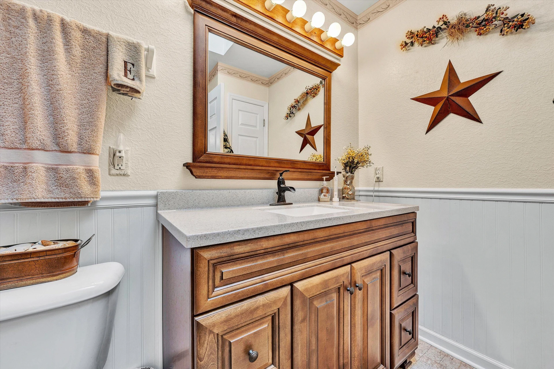 2527 Rutrough RD - Photo 26