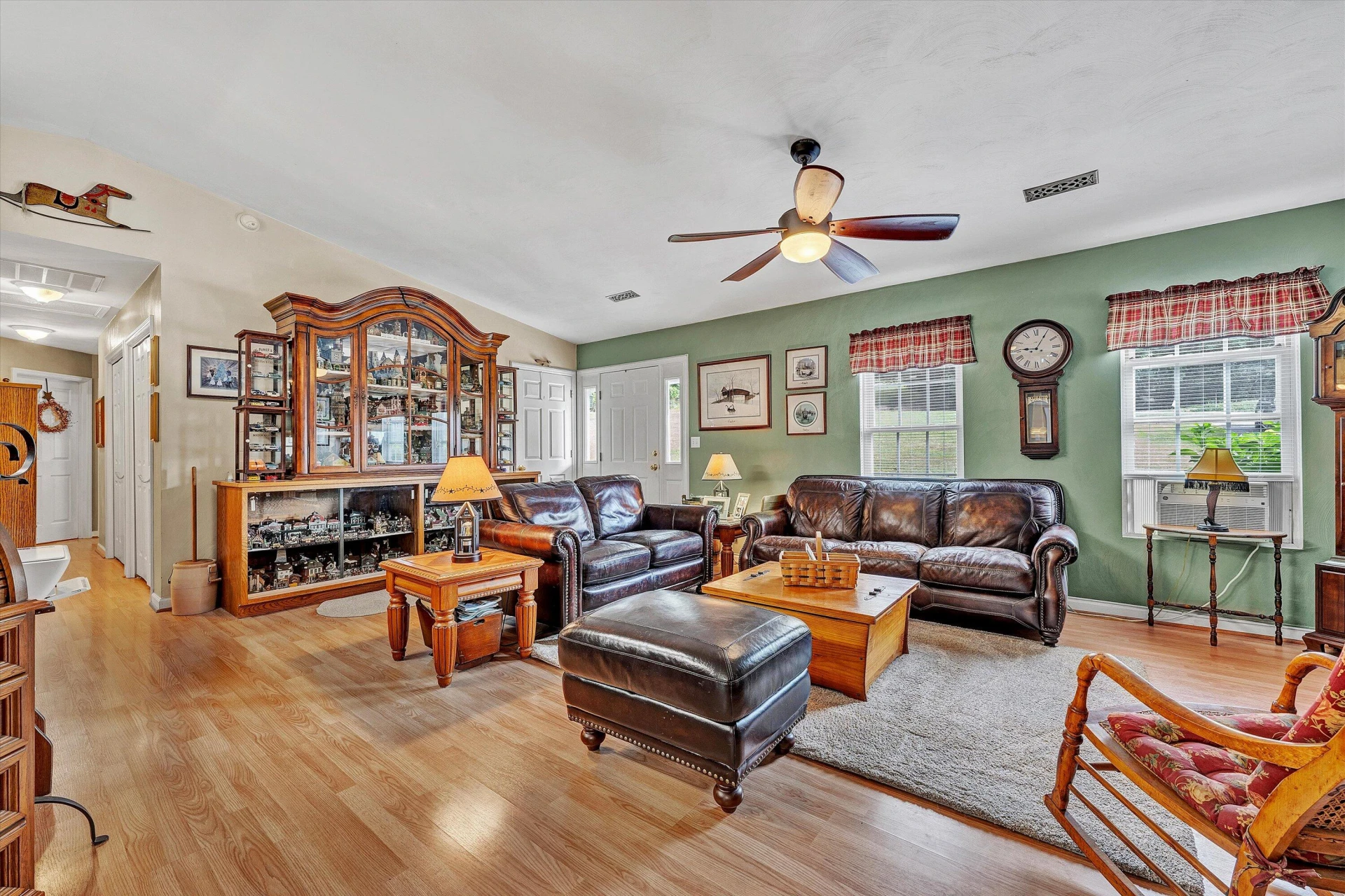 2527 Rutrough RD - Photo 8