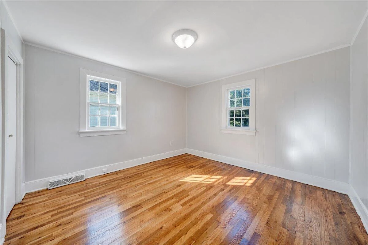 501 Mount Vernon AVE - Photo 11