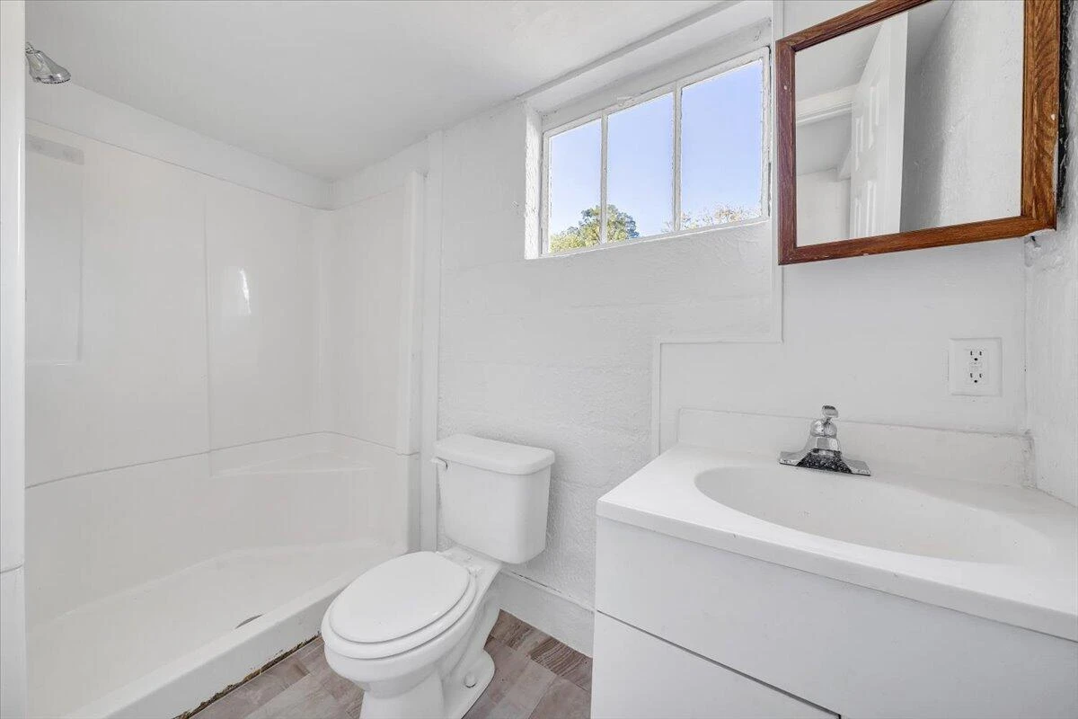501 Mount Vernon AVE - Photo 14