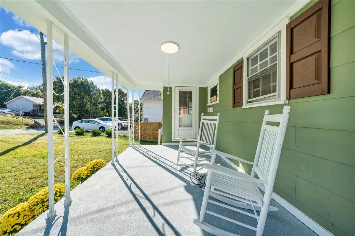 501 Mount Vernon AVE - Photo 29