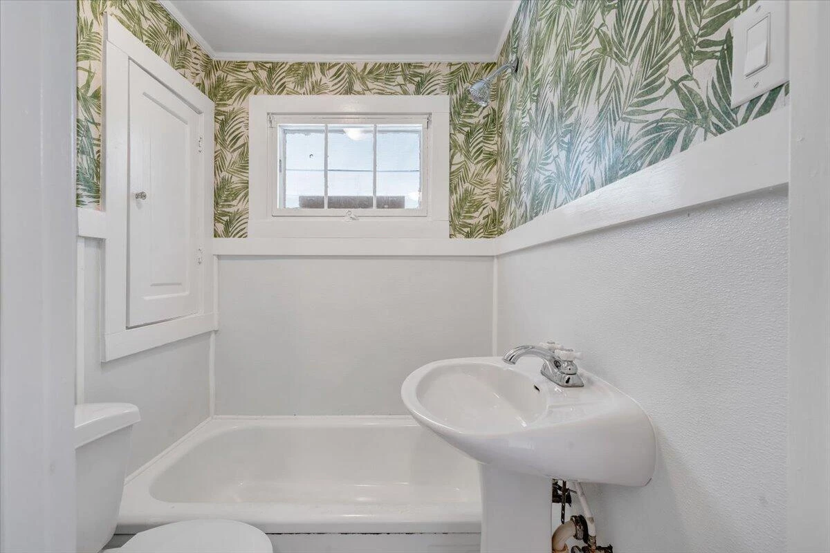 501 Mount Vernon AVE - Photo 5