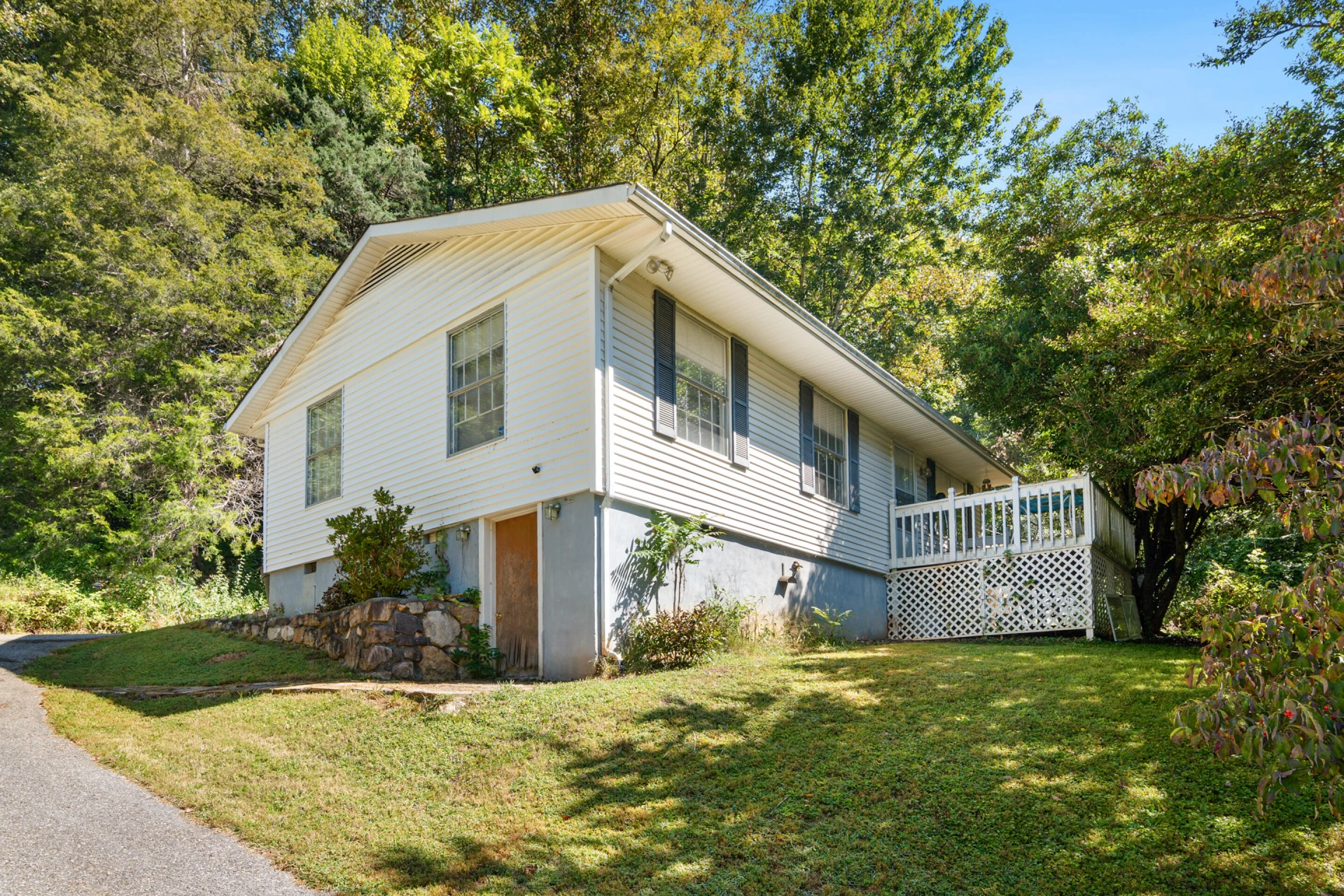 7266 Wilson RD